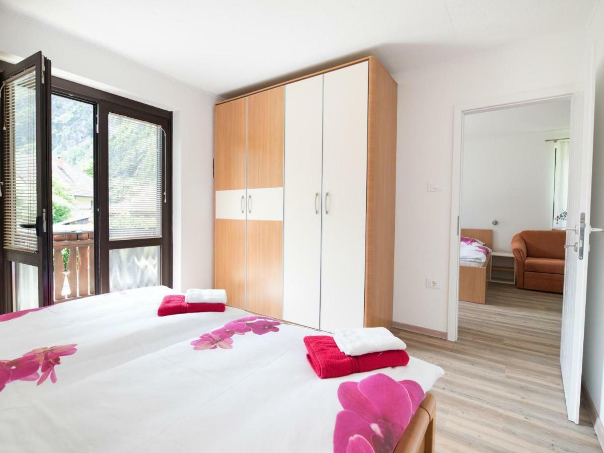 Apartments And Rooms Natasa 2 Trenta Extérieur photo